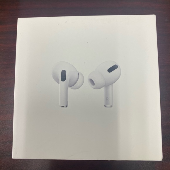 Airpods - Picture 1 of 2